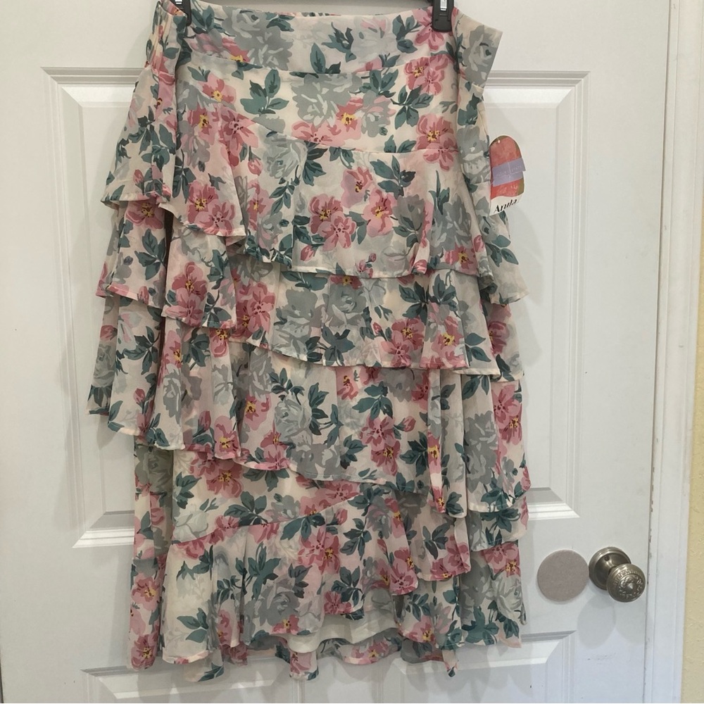 ARULA 1X Floral ruffled tiered Skirt - Pink and Green - midi cottagecore bridal